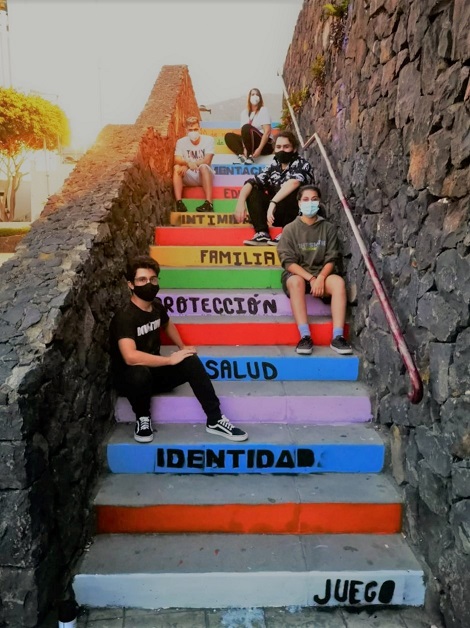 Jóvenes participantes en el proyecto "Embárriate" en Valle Guerra.